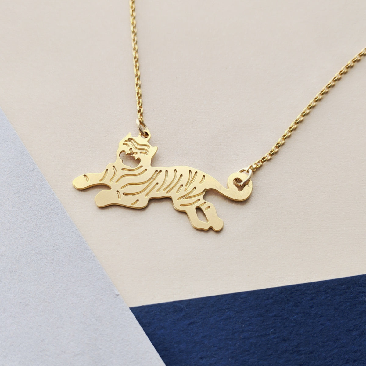 Tiger Jump Necklace
