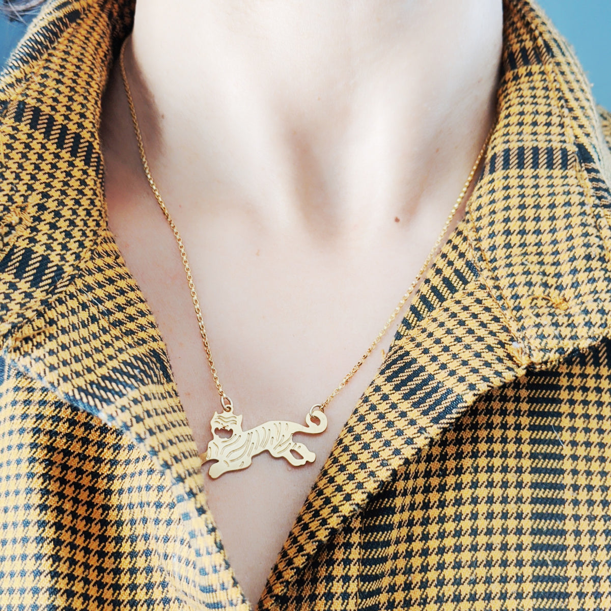 Tiger Jump Necklace