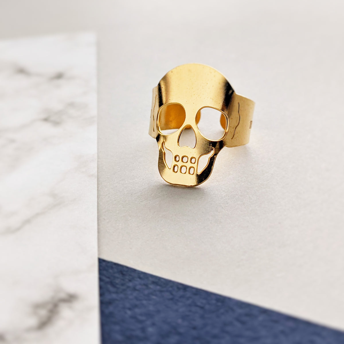 Memento Mori Skull Ring