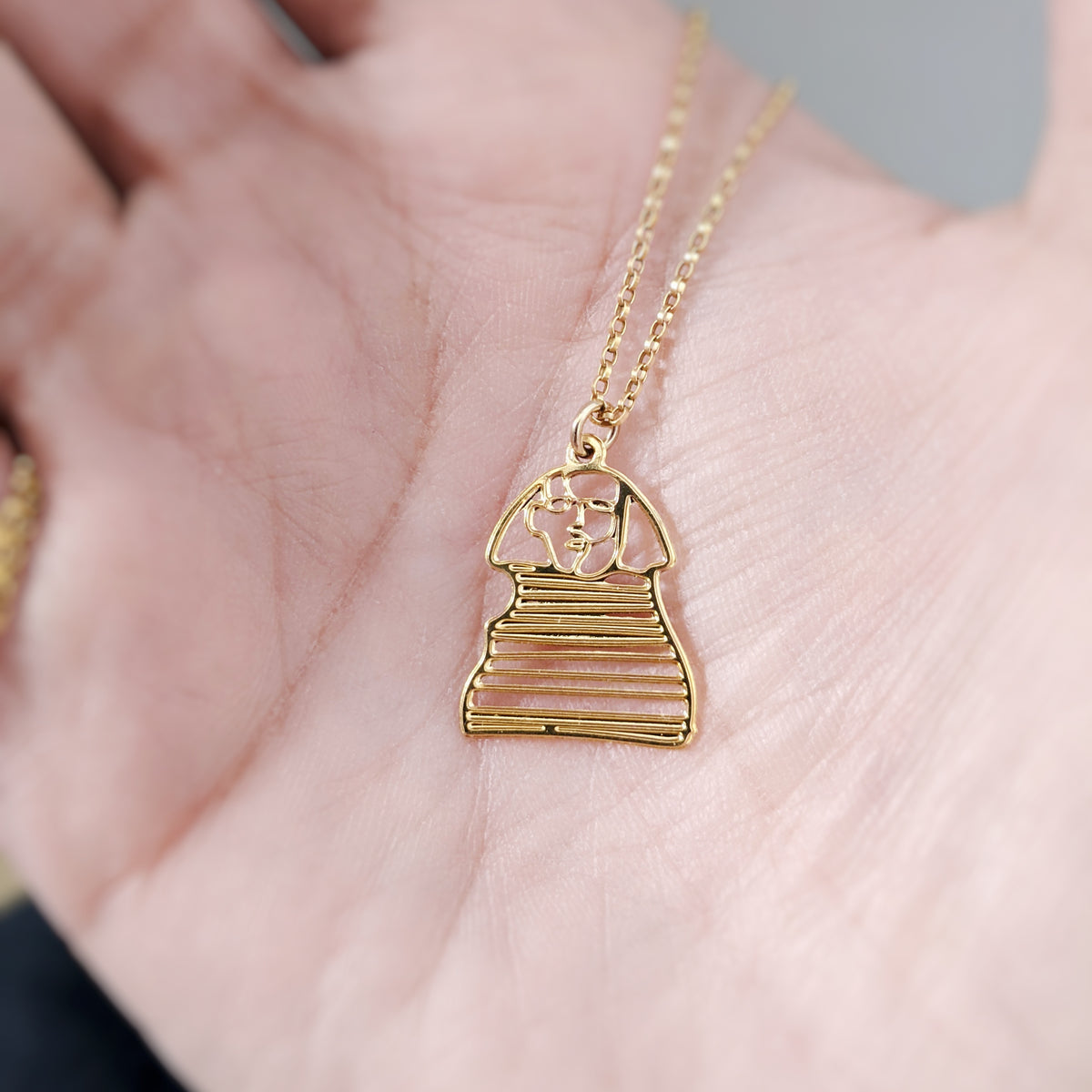 sphinx necklace by pieceofka