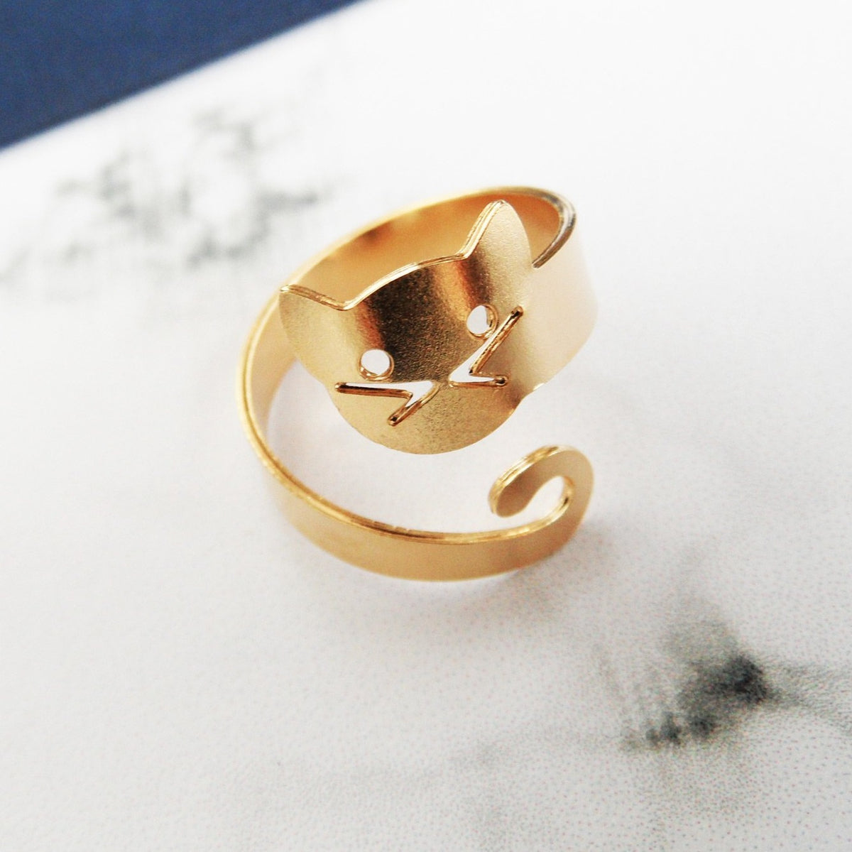 cat ring by pieceofka